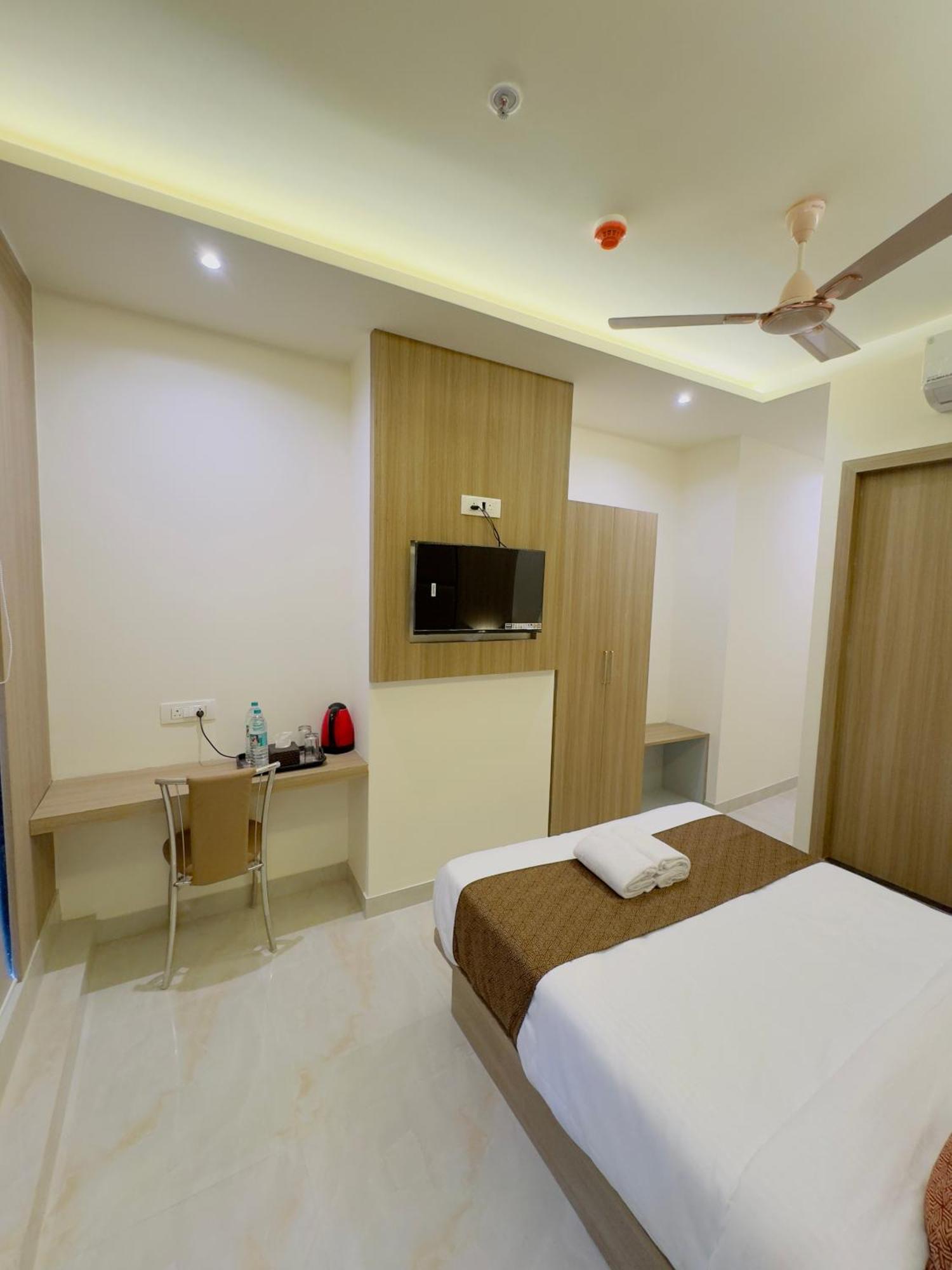 Hotel Bellamont 뭄바이 외부 사진
