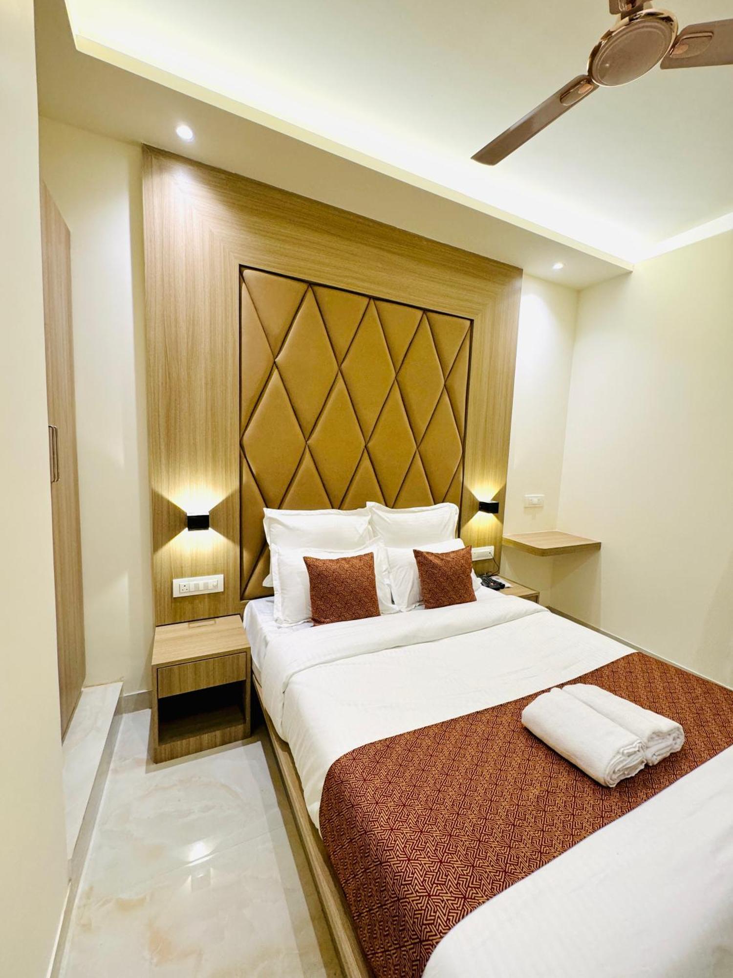 Hotel Bellamont 뭄바이 외부 사진
