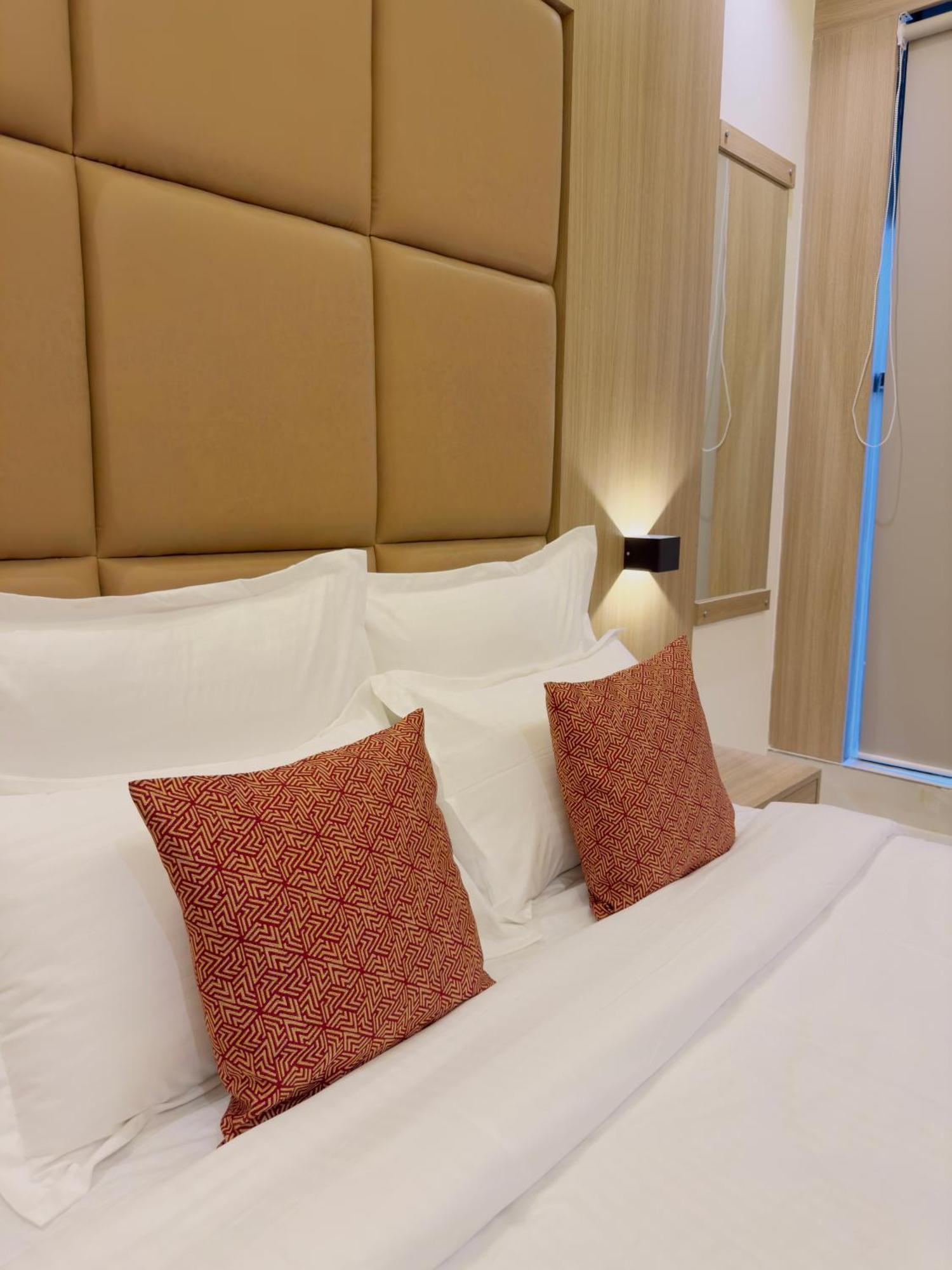 Hotel Bellamont 뭄바이 외부 사진