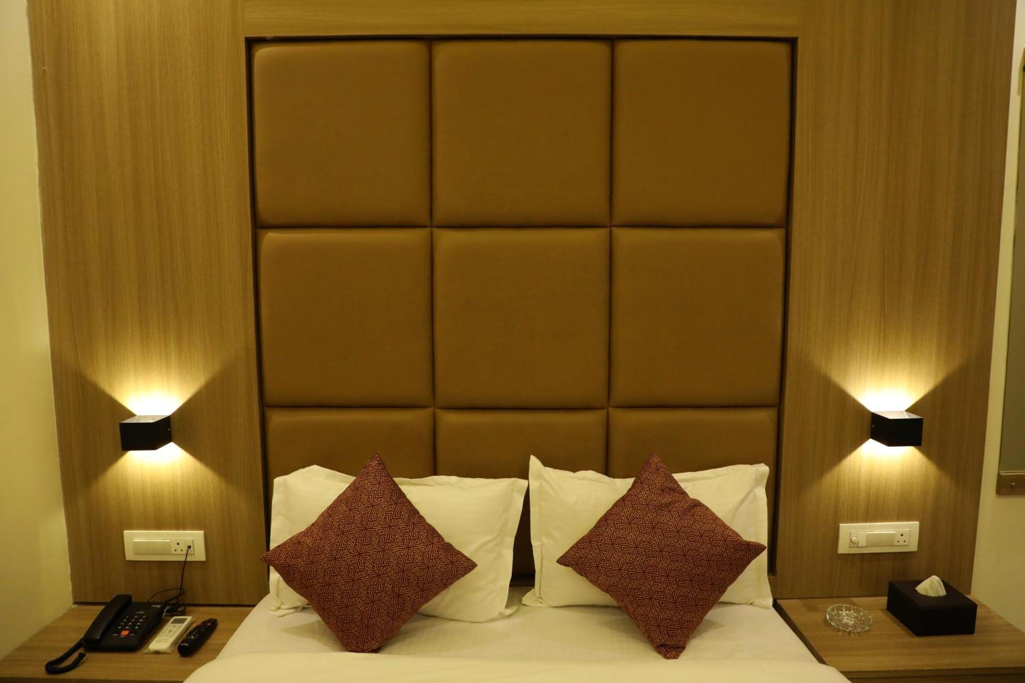 Hotel Bellamont 뭄바이 외부 사진