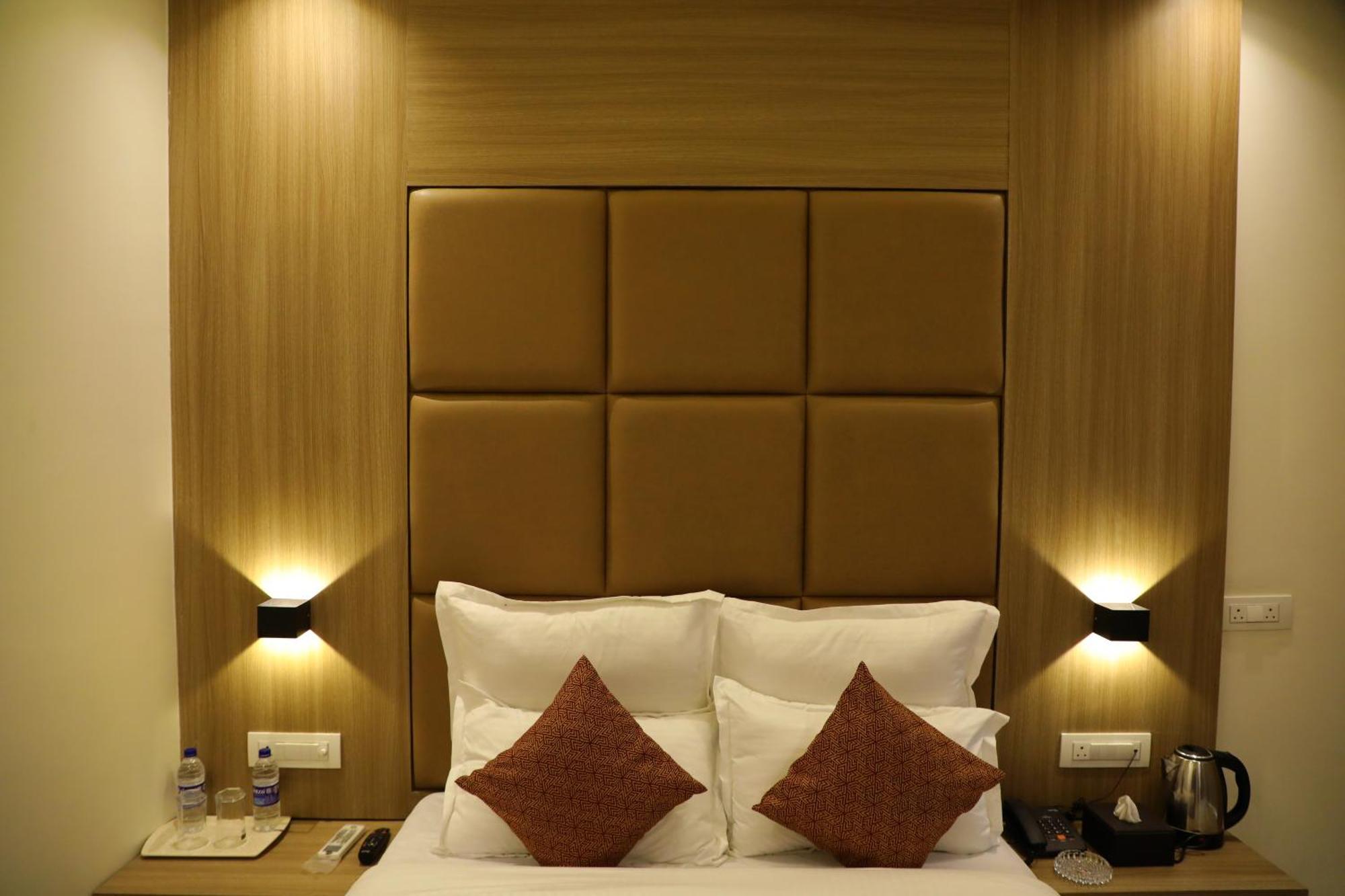 Hotel Bellamont 뭄바이 외부 사진