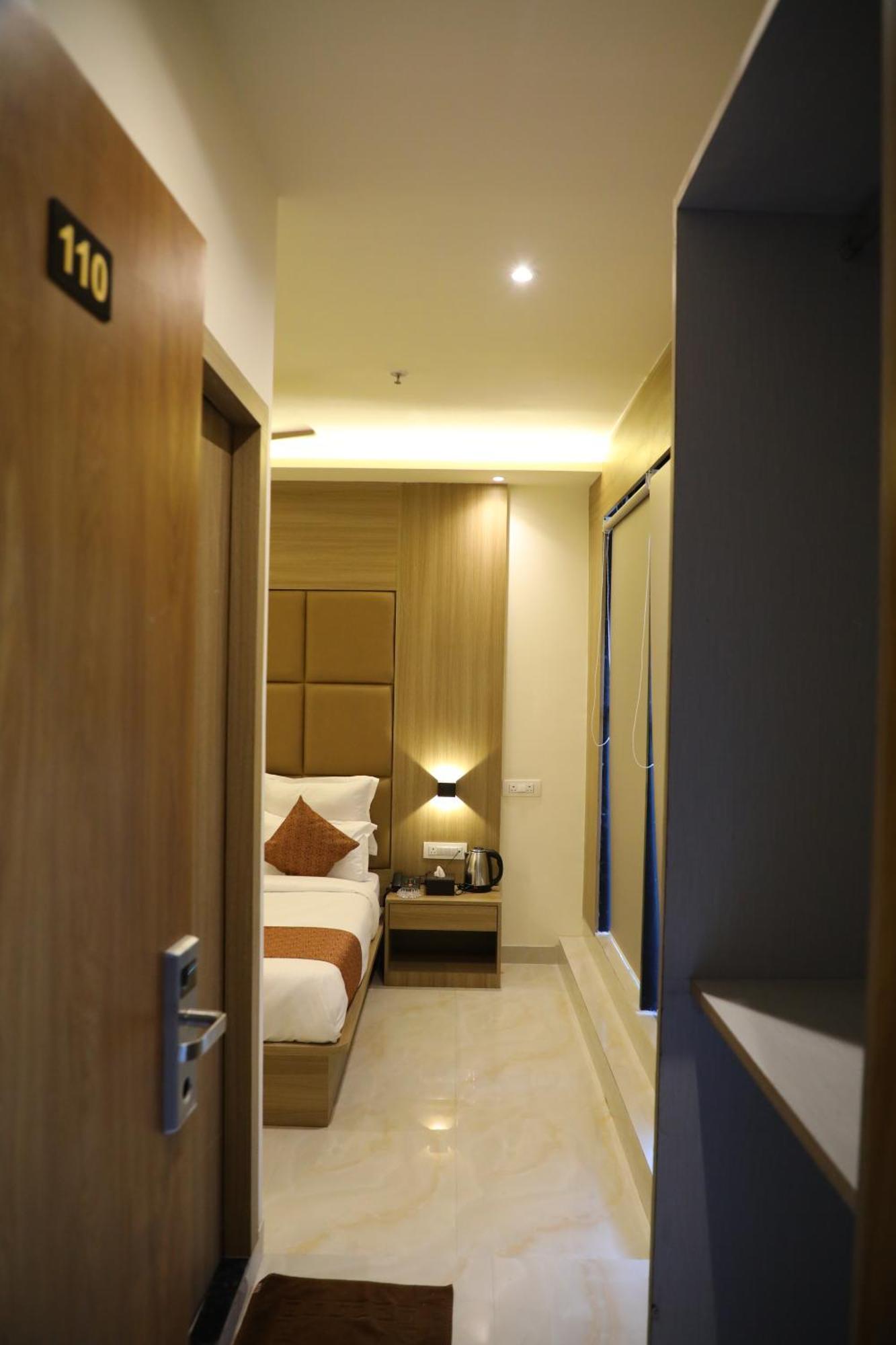 Hotel Bellamont 뭄바이 외부 사진